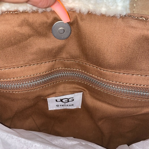 Ugg X Telfar Medium Chestnut Bag - Picture 8 of 8